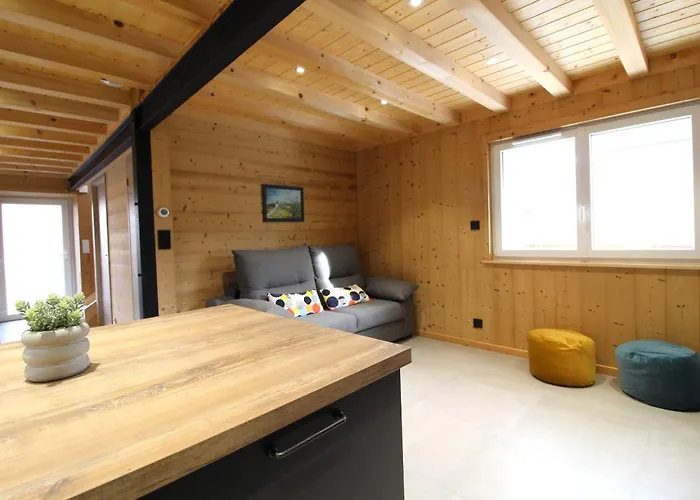 Holiday home Chez Marguerite Au Menil Jardin Terrasse *