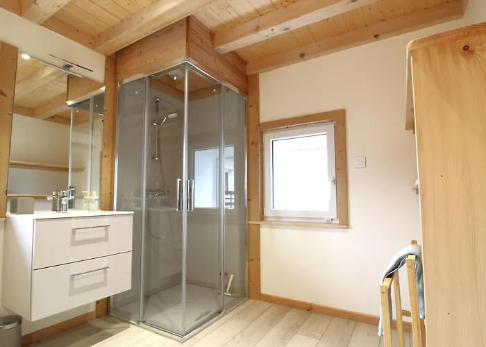 Chez Marguerite Au Menil Jardin Terrasse * Le Menil