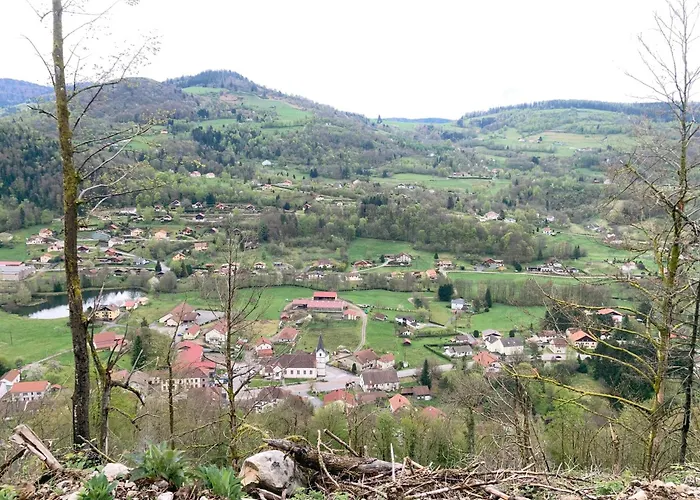 Chez Marguerite Au Menil Jardin Terrasse Le Menil